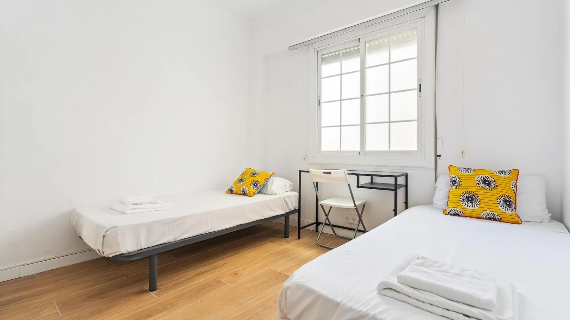 Chic 3Br Retreat With Private Terrace Daire Barselona