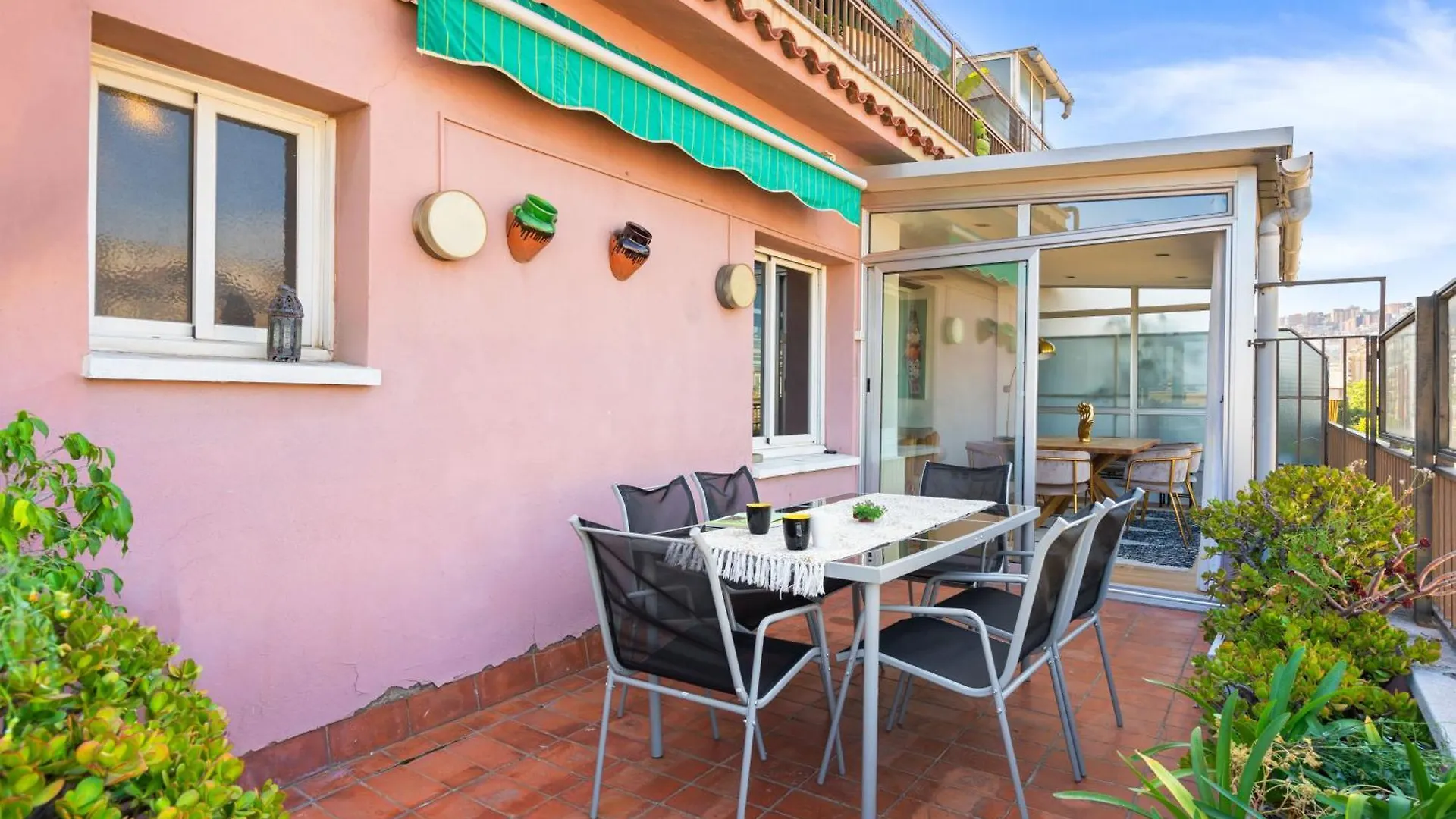 Appartement Chic 3Br Retreat With Private Terrace à Barcelone
